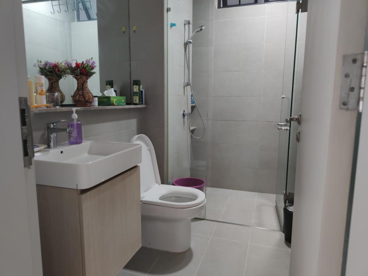 Kumkum Homestay 3 Bedroom Suite Nusajaya  Dış mekan fotoğraf