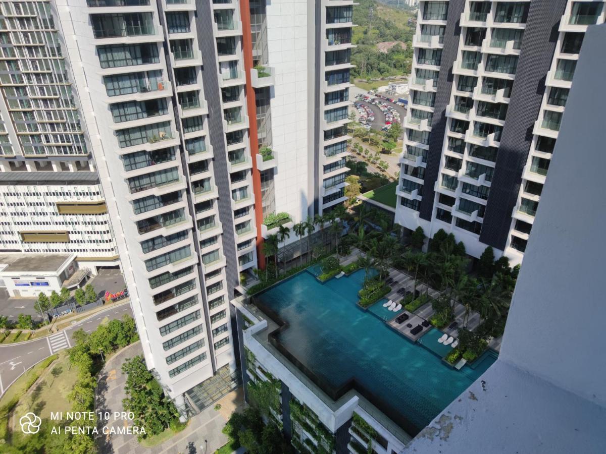 Kumkum Homestay 3 Bedroom Suite Nusajaya  Dış mekan fotoğraf